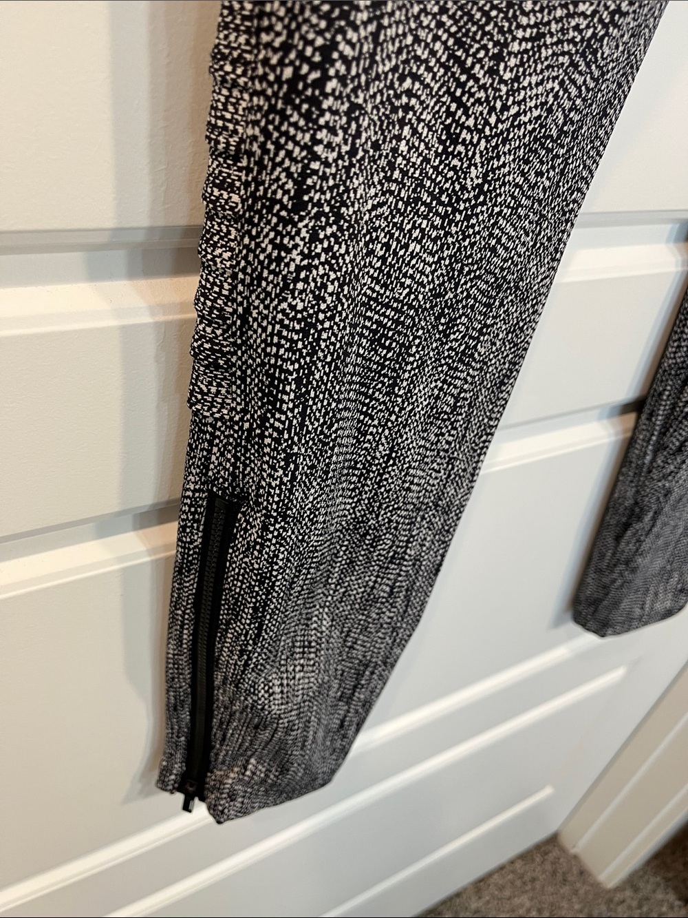 Athleta Delaney textured leggings small - Picture 3 of 7